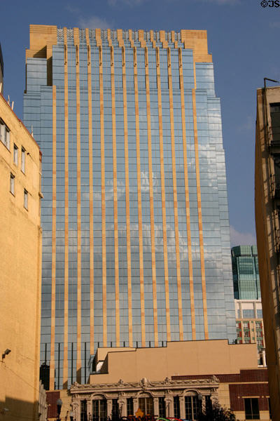 LaSalle Plaza (1991) (800 LaSalle Ave.) (28 floors). Minneapolis, MN. Architect: Ellerbe Becket.