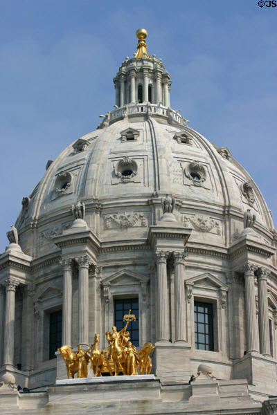 Minnesota State Capitol dome. St. Paul, MN.