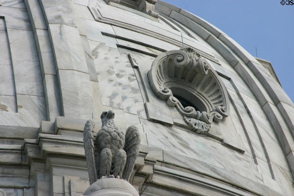 Eagle carve on dome of Minnesota State Capitol. St. Paul, MN.