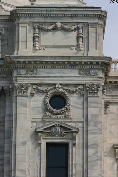 Neoclassical details of Minnesota State Capitol. St. Paul, MN.