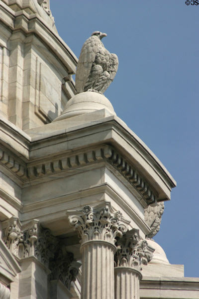Carved eagle on Minnesota State Capitol. St. Paul, MN.