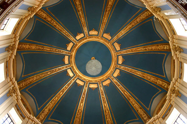 Dome interior at Minnesota State Capitol. St. Paul, MN.