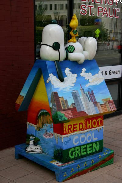 Snoopy atop his dog house in Charles Schultz' birthplace of St. Paul. St. Paul, MN.