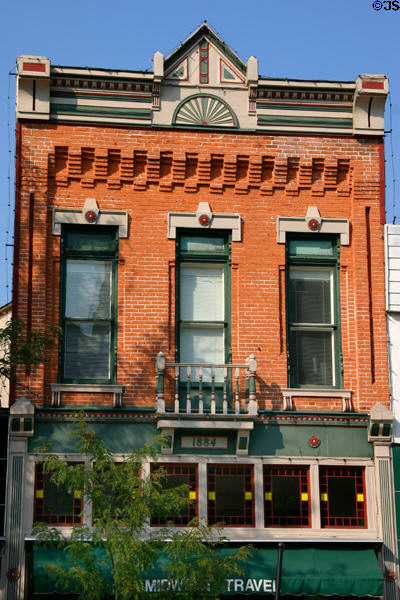 Winans Gallery / Caplingers Clothing building (1884) (207 East High St.). Jefferson City, MO.