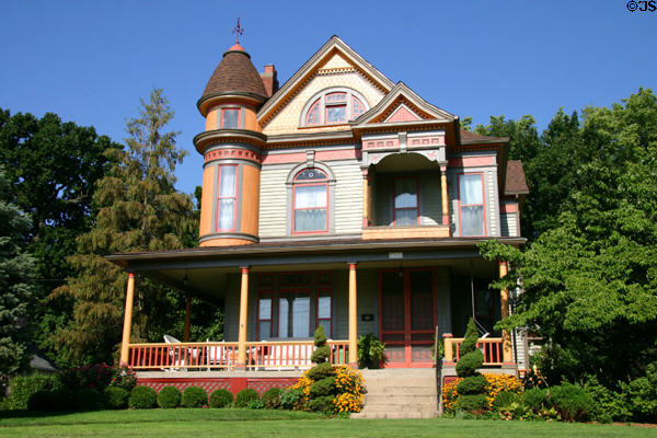 Bullene-Choplin House (c1887) (702 North Delaware St.). Independence, MO. Style: Queen Anne.