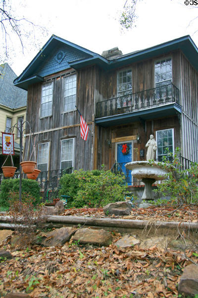Board & batten house (1323 Baum St.). Vicksburg, MS.