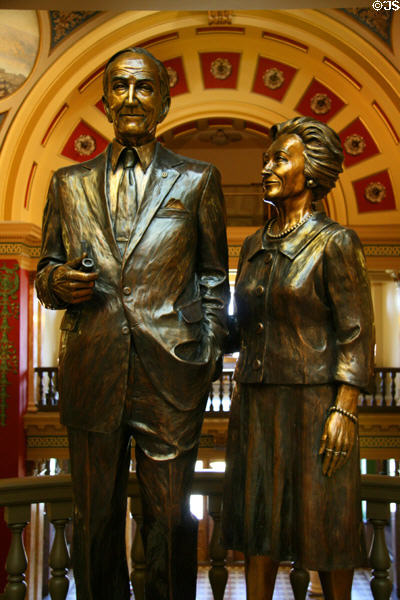 Mike & Maureen Mansfield statues (2001) in Montana State Capitol. Helena, MT.