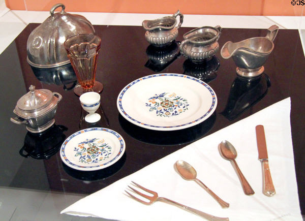 Harvey House table setting at Albuquerque Museum. Albuquerque, NM.