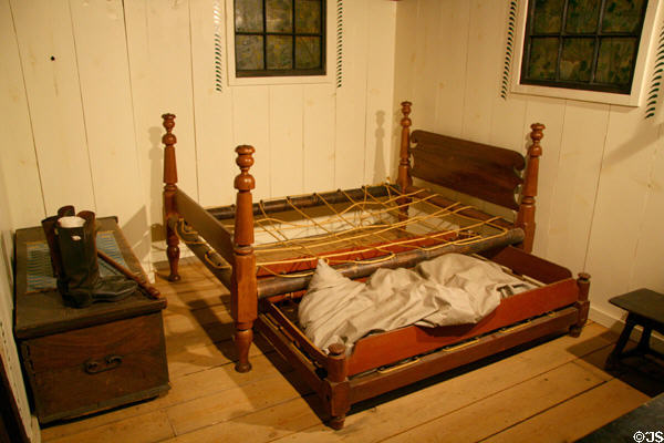 Early American trundle bed at Buffalo History Museum (BECHS). Buffalo, NY.