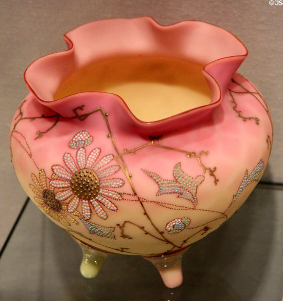 Burmese footed bowl in Queen's pattern (1886-95) by Mount Washington Glass Co. of New Bedford, MA at Corning Museum of Glass. Corning, NY.