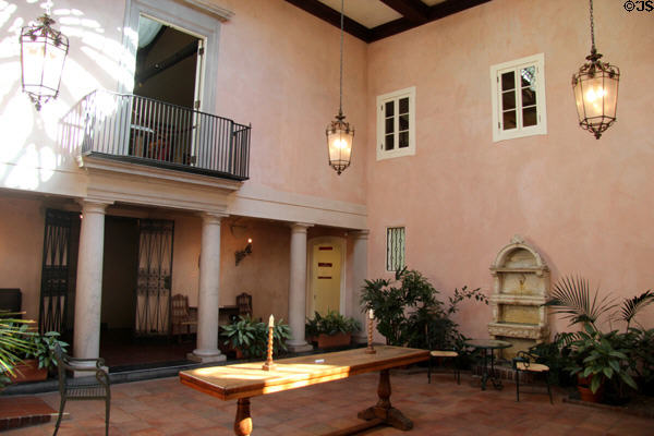 Courtyard with Italian refectory table (c1650) at Hyde House. Glens Falls, NY.