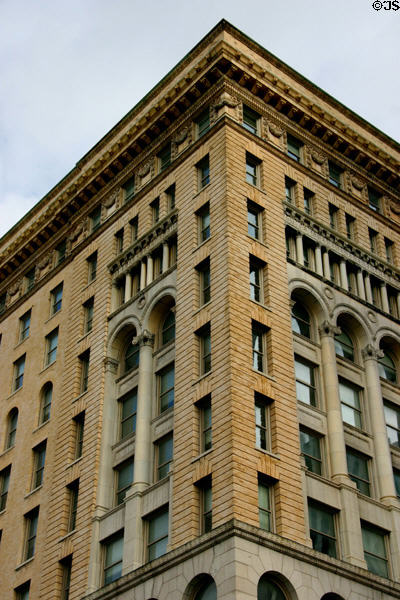 Corner detail of Granite Building (1893) city's first skeletal steel skyscraper. Rochester, NY.