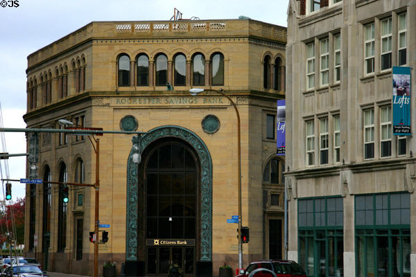 Charter One Bank (now Rochester Savings Bank) (1929) (40 Franklin St.). Rochester, NY. Style: 20th-century Byzantine. Architect: McKim, Mead & White + J. Foster Warner. On National Register.