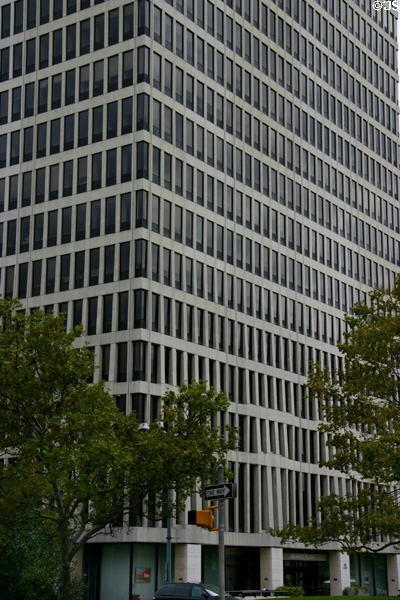 Five Star Bank Plaza (former One HSBC Plaza & Marine Midland Plaza) (1970) (21 floors) (100 Chestnut St.). Rochester, NY. Architect: Skidmore, Owings & Merrill.