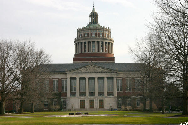 Rush Rhees Library (1927) topped by neoclassical Hopeman Memorial Carillon tower at University of Rochester. Rochester, NY.