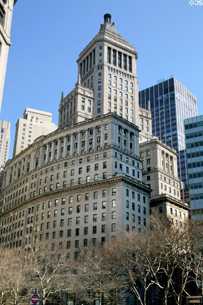 Standard Oil Building (1922) (15 floors + tower) (26 Broadway). New York, NY. Style: Renaissance. Architect: Carrere & Hastings + Shreve, Lamb & Blake.