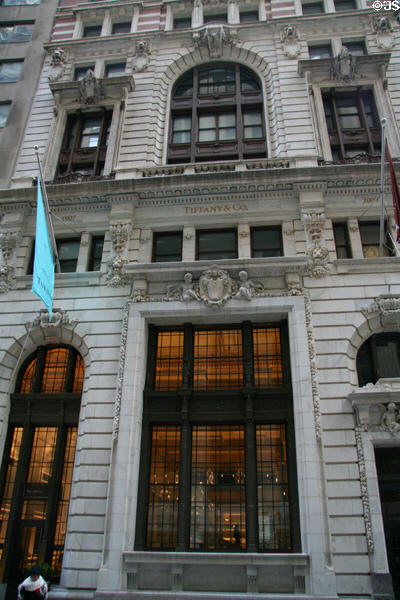 Tiffany (former U.S. Trust Company) Building (1907) (37 Wall St.) (25 floors). New York, NY. Architect: Francis H. Kimball.