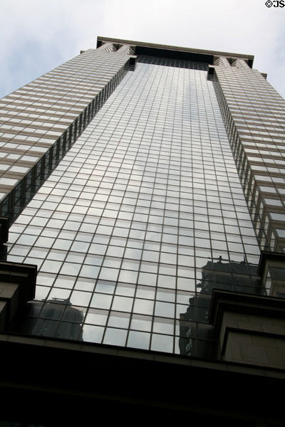 60 Wall Street (1989) (55 floors). New York, NY. Architect: Kevin Roche John Dinkeloo & Assoc..
