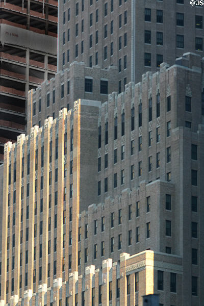 Barclay- Vesey Building (former NY Telephone) (1927) (140 West St.) (32 floors). New York, NY. Architect: Ralph Walker of McKenzie, Voorhees, Gmelin.