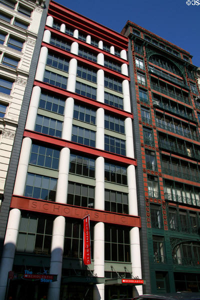 Scholastic Building (2000) (557 Broadway) (10 floors). New York, NY. Architect: Aldo Rossi + Gensler Assoc..