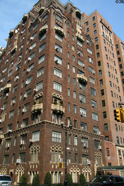 81 Irving Place (1930) (14 floors). New York, NY. Architect: George F. Pelham.