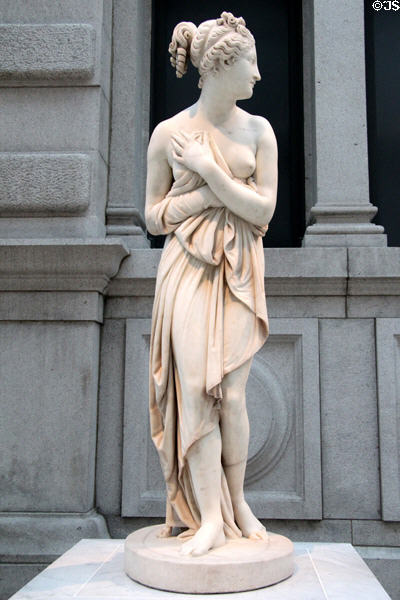 Venus marble statue (1822-3) by Antonio Canova of Rome at Metropolitan Museum of Art. New York, NY.