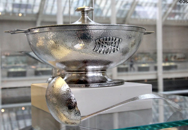 Silver tureen & ladle (c1915) by Marshall Field & Co. of Chicago, IL at Metropolitan Museum of Art. New York, NY.