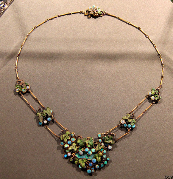 Black opals, gold, enamel grape cluster necklace (c1904) by Louis C. Tiffany (exhibited at St Louis Expo 1904) at Metropolitan Museum of Art. New York, NY.