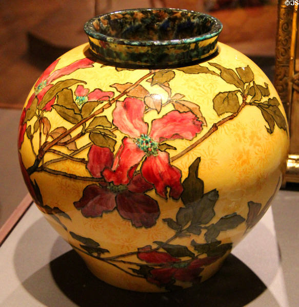 Aesthetic Movement earthenware vase (1882) by John Bennett who brought UK styles to New York at Metropolitan Museum of Art. New York, NY.