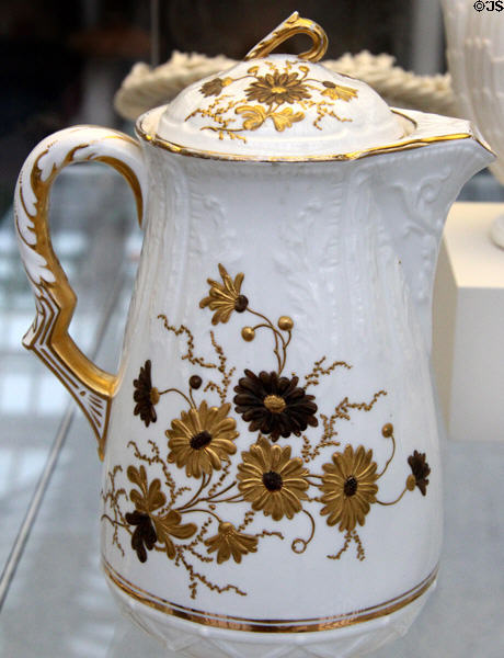 Porcelain chocolate pot (1890-1910) by Knowles, Taylor & Knowles of East Liverpool, Ohio at Metropolitan Museum of Art. New York, NY.