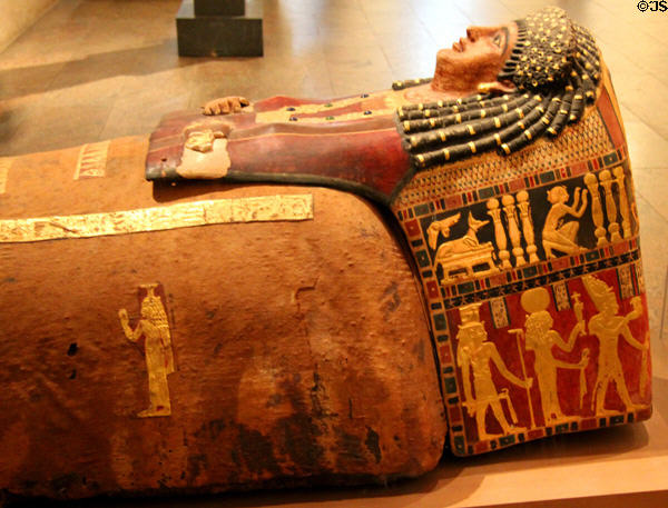 Egyptian mummy Artemidora (c90-100 CE) from Meir at Metropolitan Museum of Art. New York, NY.