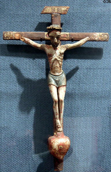 Santos-style Crucifix (19thC) by José Rafael Aragón on New Mexico at Brooklyn Museum. Brooklyn, NY.