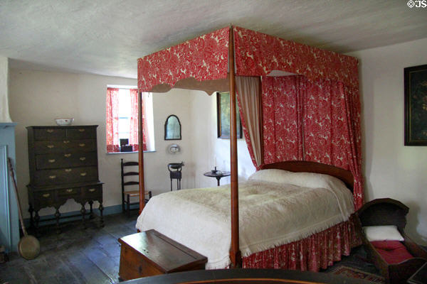 Four-poster bed at Conference House. Staten Island, NY.