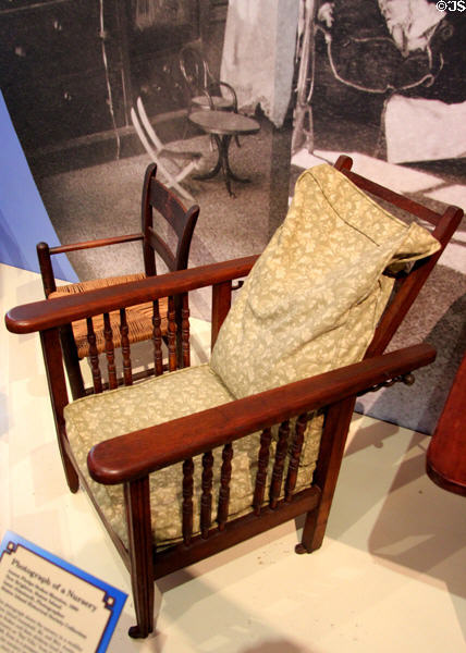 Morris-type chair (1900-10) at Historic Richmond Town Museum. Staten Island, NY.