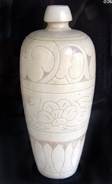 Stoneware ceramic vase (1930s) by Walter L. Howat at Historic Richmond Town Museum. Staten Island, NY.