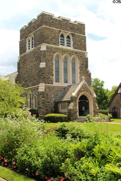 St Luke's Episcopal Church & gardens. East Hampton, NY. Architect: Thomas Nash.