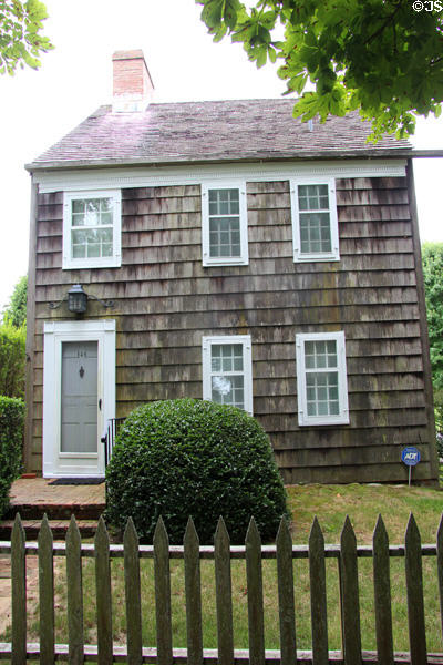 Samuel G. Mulford House (c1800) (146 Main St.) aka "single house" since only one room wide. East Hampton, NY.