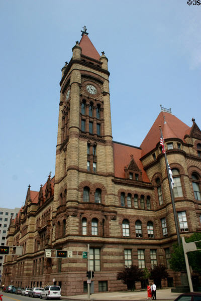 Cincinnati City Hall (1893) (801 Plum St.). Cincinnati, OH. Style: Victorian Romanesque. Architect: Samuel Hannaford. On National Register.