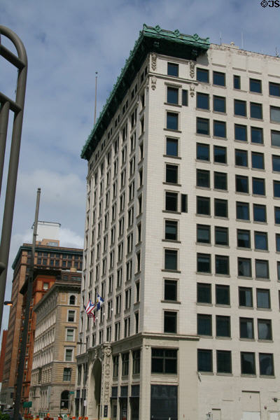 Ohio Building (former Ohio Savings Bank & Trust) (1896) (12 floors) (420 Madison Ave.). Toledo, OH.