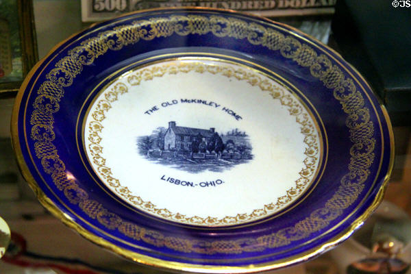 The Old McKinley Home commemorative plate at Canton Classic Car Museum. Canton, OH.