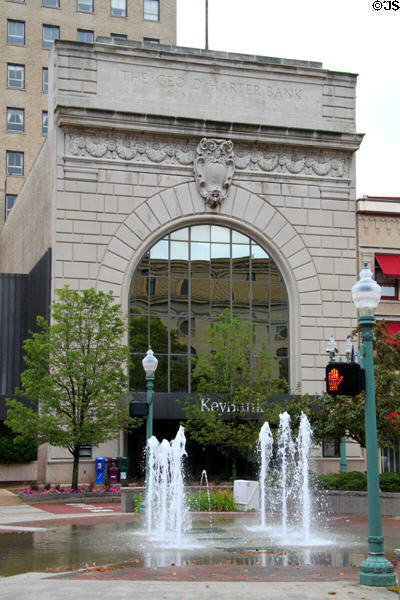 Roman arch of the former George D. Harter Bank (c1922) (125 Central Plaza N.). Canton, OH. Style: Renaissance Revival. Architect: Walker & Weeks.