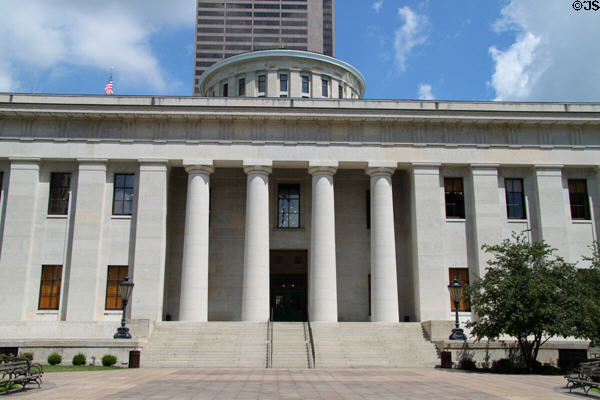 Ohio State Capitol (1861). Columbus, OH. Style: Greek Revival. Architect: Nathan B. Kelley.