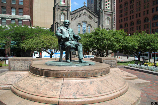 Tom L. Johnson Monument (1915) by Herman N. Matzen in Cleveland Public Square. Cleveland, OH.