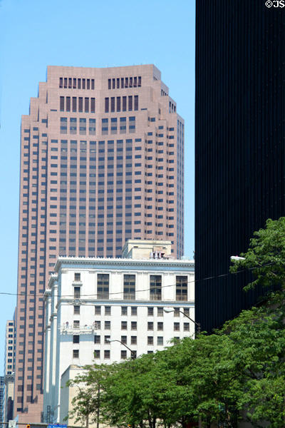 BP Tower (1985) (45 floors) (200 Public Square). Cleveland, OH. Architect: Hellmuth Obata & Kassabaum.