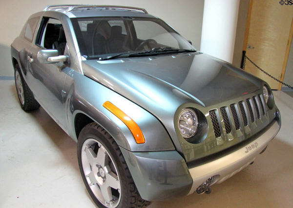 Chrysler Jeep Compass (2002) concept car at Crawford Auto Aviation Museum of Cleveland History Center. Cleveland, OH.