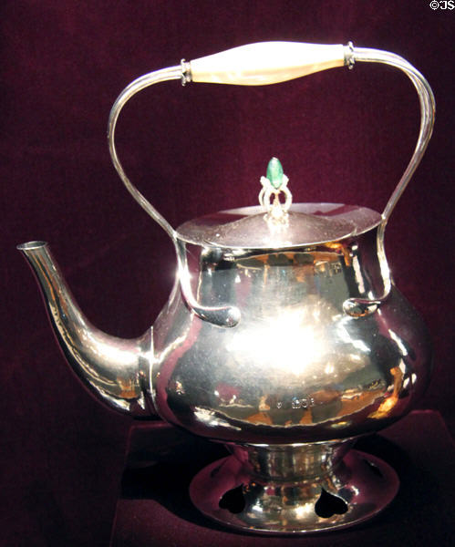English silver tea kettle (1900) by Charles Robert Ashbee at Cleveland Museum of Art. Cleveland, OH.