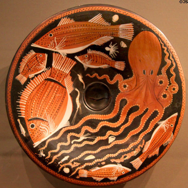 Ceramic red-figure fish plate (340-330 BCE) from Paestum attrib. to the Asteas/Pylon at Cleveland Museum of Art. Cleveland, OH.