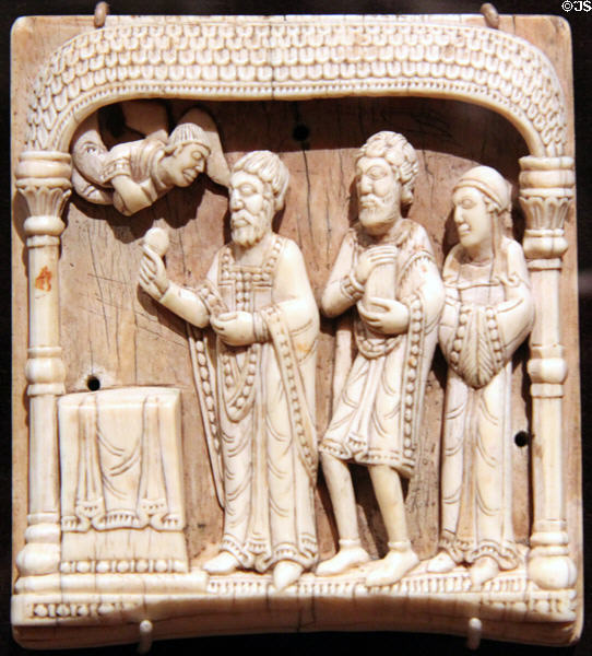 German ivory plaque of Zacharias at the Altar (c1100-1125) from Rhine Valley at Cleveland Museum of Art. Cleveland, OH.