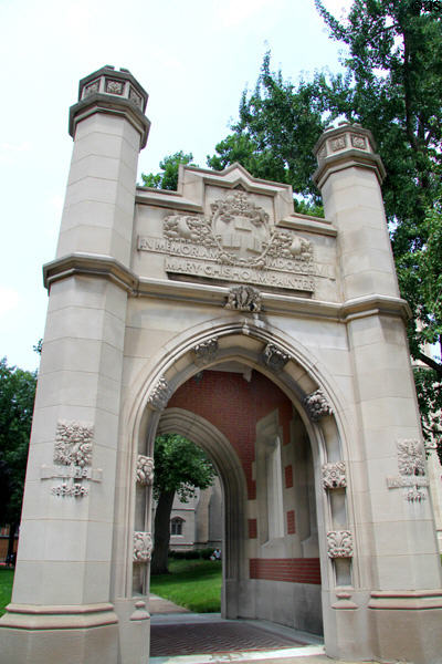 Mary Chisholm Painter Gate (1904) on Euclid Ave. beside Church of the Covenant. Cleveland, OH. Architect: Charles F. Schweinfurth.