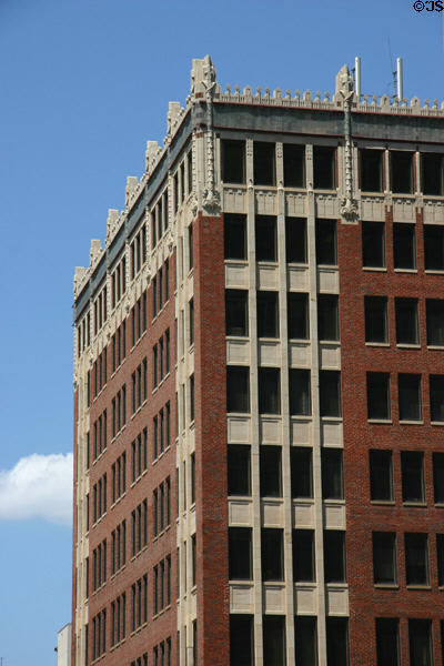 Court Plaza (1923) (10 floors) (228 Robert S. Kerr Ave.). Oklahoma City, OK.